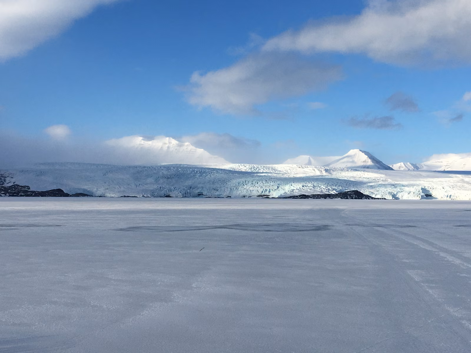 Sky, snow, Pyramiden, Svalbard