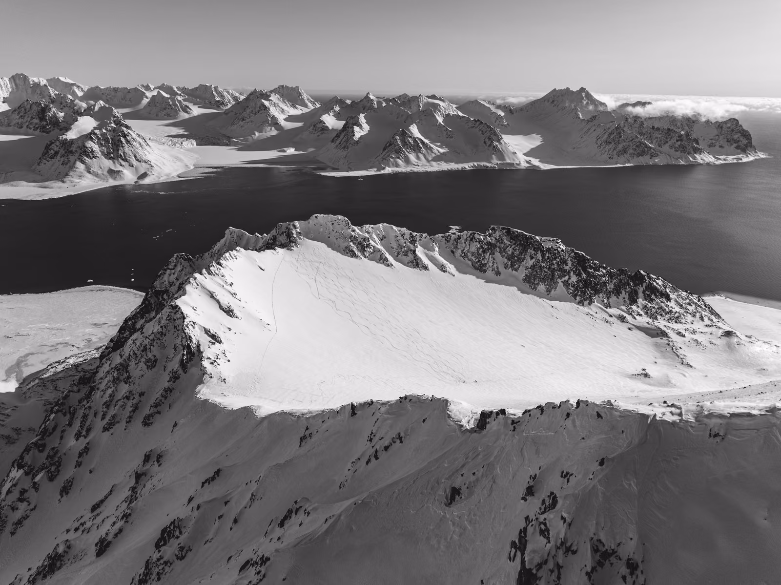 Snow, ice, Northwest coast, Svalbard